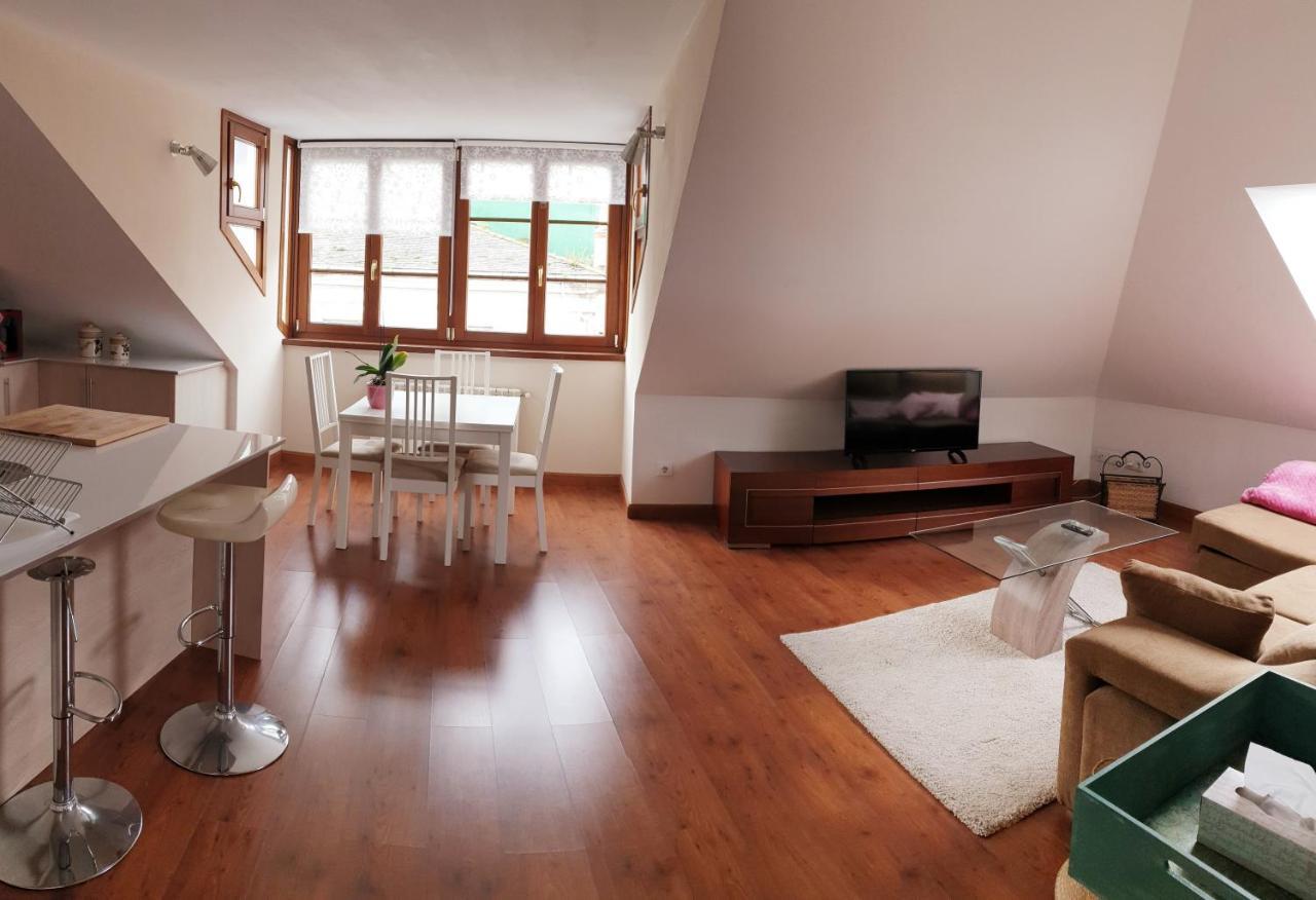 Atico Cine Colon Apartamento Ribadeo Exterior foto